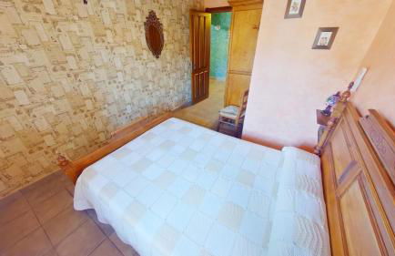 GREDOS RURALRUT cerca del CASTAÑAR de El Tiemblo, Reserva Natural VALLE DE IRUELAS, alojamiento acogedor con cabina hidromasaje, chimenea eléctrica, calefacción, wifi, cocina - Photo 39