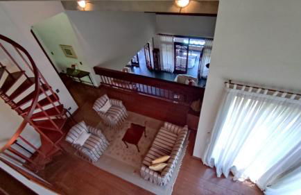 Aconchegante casa na Granja Viana - Foto 13