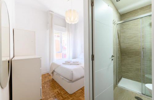 AZA14 - Amplio Piso de 3 dormitorios, 2 baños y terraza, en Chamartín, Madrid - Foto 36