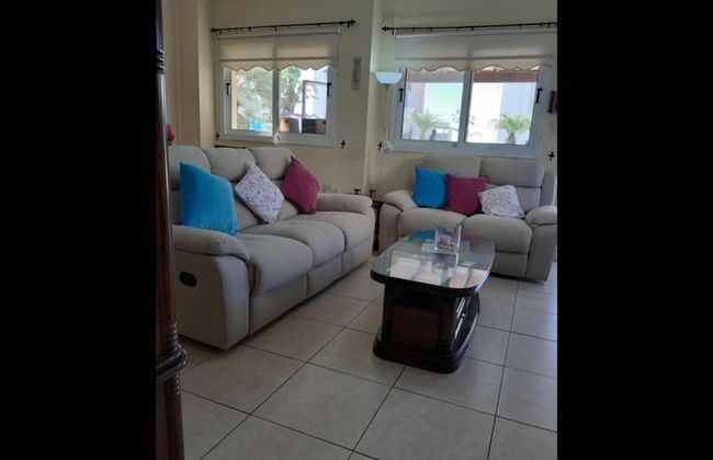 Carolyn Villa , Ayia Napa - Foto 11