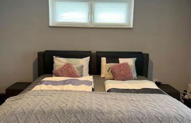 Gesamte Wohnung mit Parkplatz - Foto 15