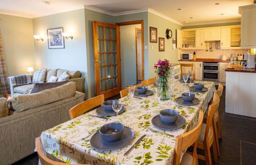 Owlswood Lodge - Photo 9