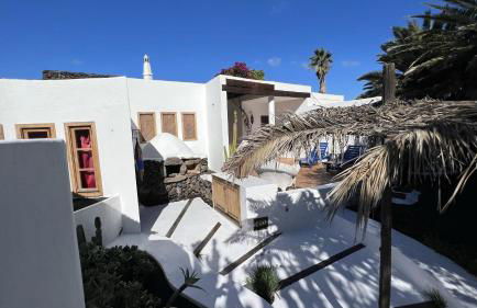 Stylish house in a real Finca with private garden - Photo 29