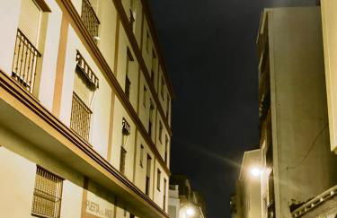 Maravilloso apartamento céntrico de 70m2, jardín propio 40m2 con piscina para niños y parking opcional - Foto 45