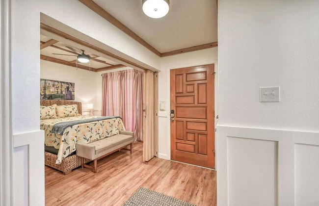 Luxurious Riverfront Condo Just 1 Blk to Schlitterbahn! - Foto 9