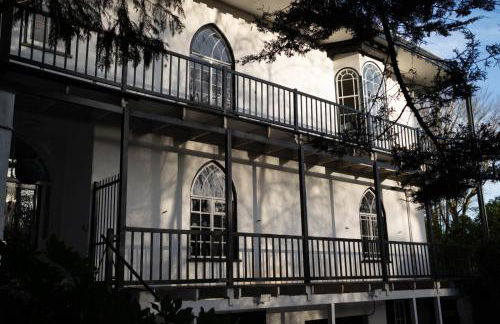 2 Claremont - Photo 1