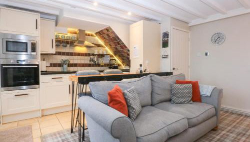 Pine Cottage - Photo 3