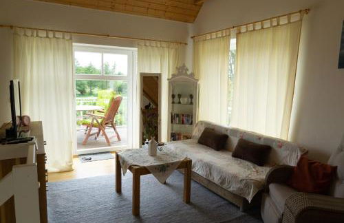 Haus Rosengarten- Ruhige Ferienwohnungen im Grünen - Foto 12