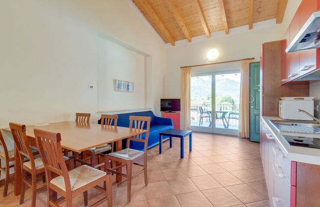 Apartment by Lake Idro With Mountain Views - Foto 9