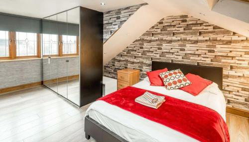 Huge 6 Beds House in Zone 2 London-MobileRateOffers-Families-Leisure-Parking-WiFi-PoolTable-Netflix-Sleeps15! - Foto 4
