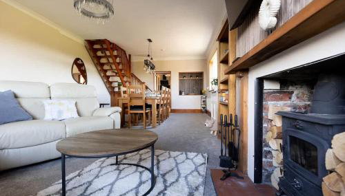 Spacious 4-Bed Lake District Getaway for Groups - Foto 5