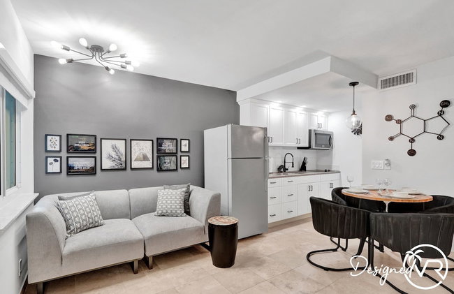 RA Suites by DesignedVR - Photo 13