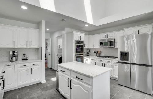 Modern Rustic Oasis Games Cinema UTD Plano Frisco - Photo 16