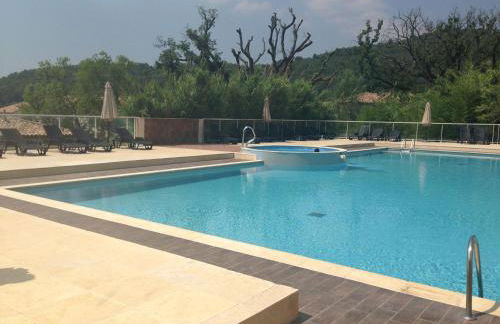 Appartement dans Residence – Le Domaine de Camiole - Foto 1