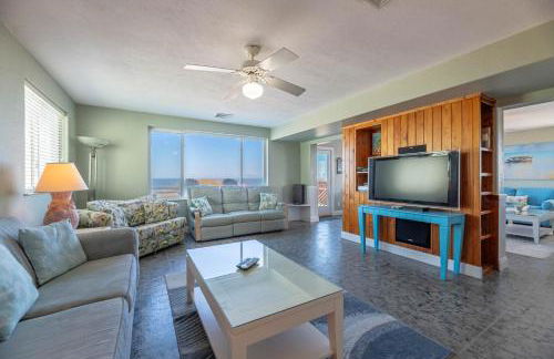 The Thunderbird - Nags Head MP 16, Oceanfront, Indoor Pool, Rooftop Pool, Hot Tub, Gazebo, Pets OK - Foto 17