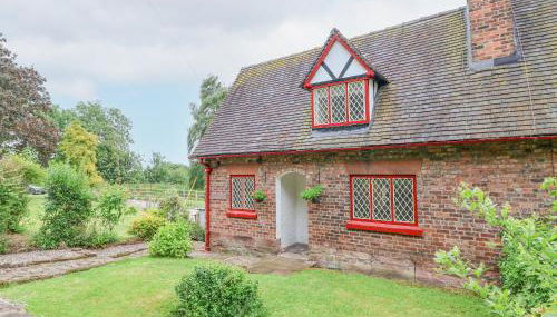 1 Fountain Cottages - Photo 2