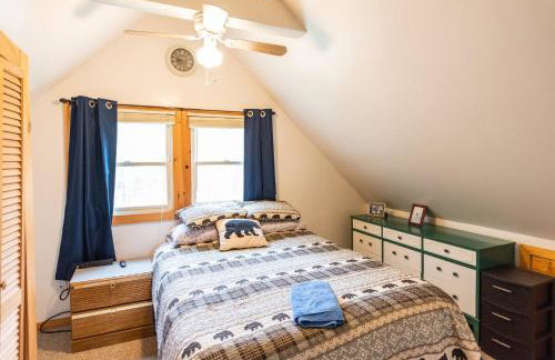 Cozy private cabin near Okemo! Large Hot tub! - Foto 12