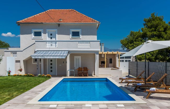 Serene Escape Near Zadar With Private Pool & Charming Outdoor Oasis - Foto 51