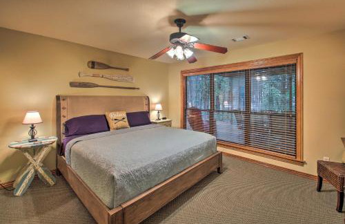 Waterfront Lake Dardanelle Home with Dock and Fire Pit - Foto 17