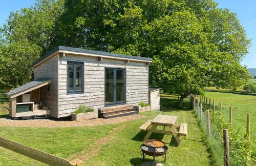 1 Bed Hut - Sleeps 4 - Pets - Parking - Foto 1