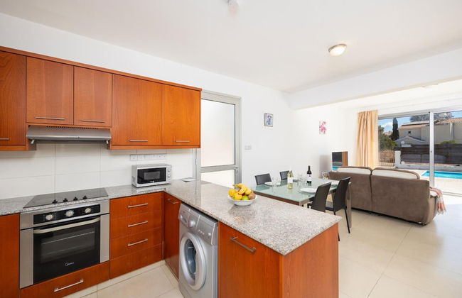 Villa Coral Bay 9 in Peyia - Photo 11