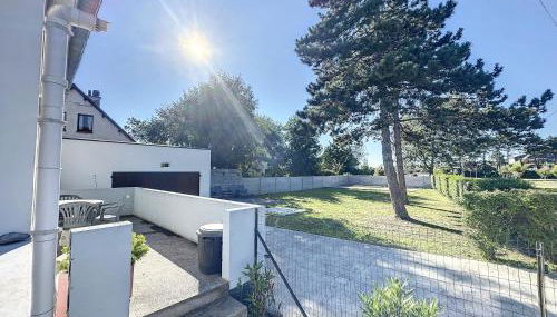 Escapade à 700m de la mer, parking et terrasse le capucin - Foto 2, Garden, Garden view