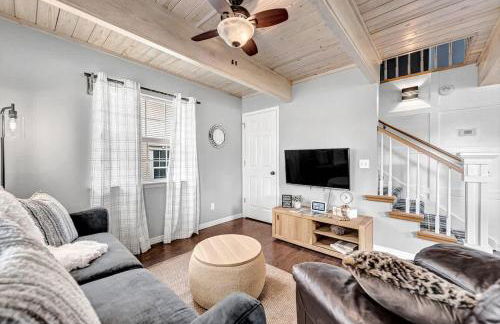 The Oak Cottage- Charming Downtown Family Retreat in the Heart of Siloam Springs - Foto 5