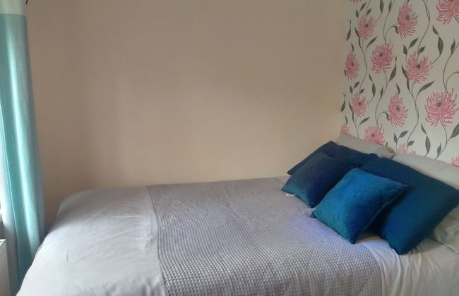 Spacious 3bed House in Walsall With Parking Onsite - Foto 12