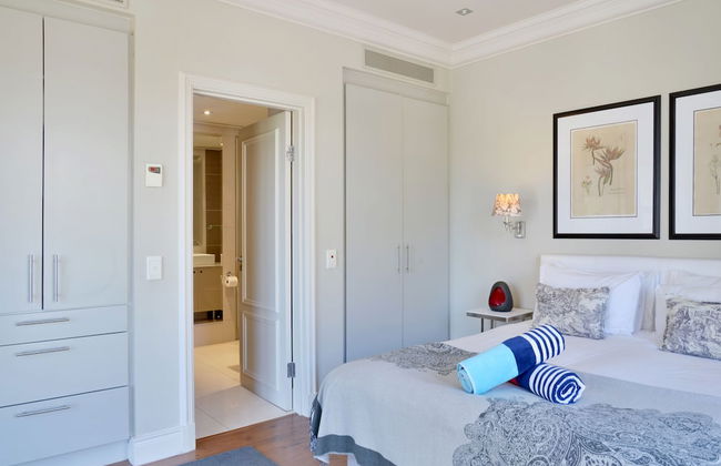 Unit Number 414 Cape Royale Luxury Apartments - Foto 6