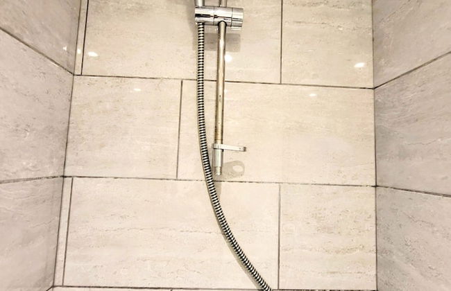 Large Modern House with Parking - Photo 75