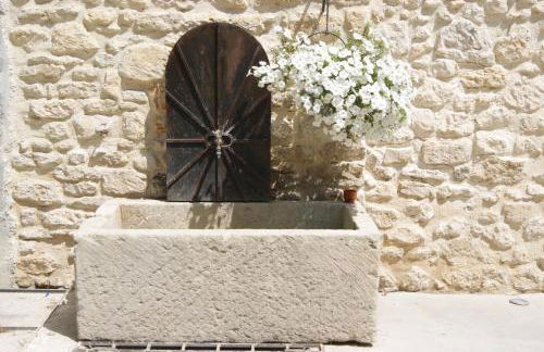 Gîtes dans Mas en pierres - Foto 20