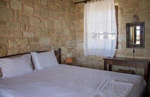 Esperides Stone Houses - Photo 3