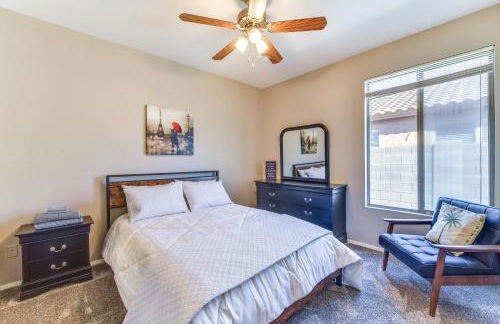 Group Getaway with Pool and Patio in San Tan Valley! - Foto 16