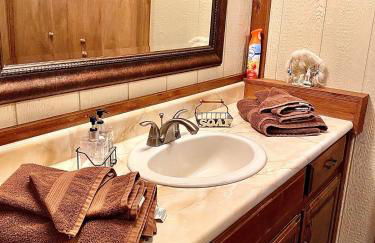 Romantic and Rustic Cabin Rental for Couples in Bitterroot Valley, Montana - Foto 11