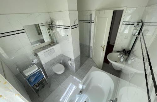 Villa 18 Boutique Apartment mit Gartenblick kostenfreies Parken Zoo und Zentrum fußläufig - Foto 10