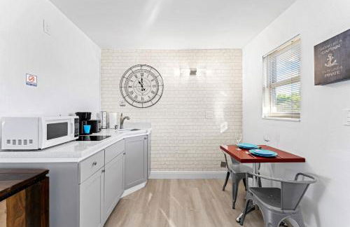 Steps From The Beach-all Renovated Studio Unit #3 - Foto 6