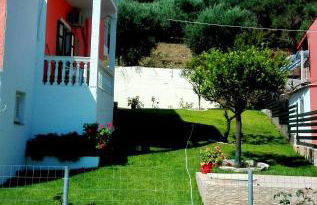 Dinos Green Place - Photo 12