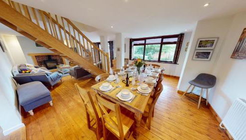 Arniss Farmhouse - Photo 4