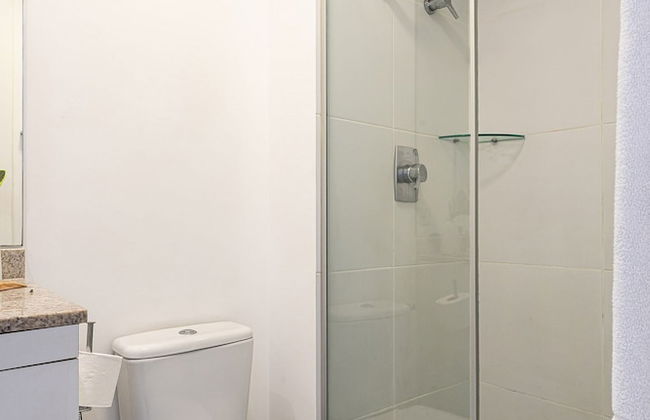 Setin Downtown Praca da Sé by Viva - Prédio completo com piscina perto de estação de metrô no Centro de São Paulo - Foto 80