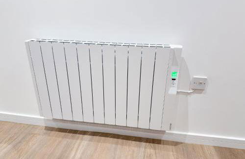 Spacious Modern 1 Bed Apartments in St Neots - Perfect for Contractors & Professionals - Free Parking - WiFi - Fully Equipped Kitchen - Smart TV Ideal for Work Stays and Long Projects - Foto 35