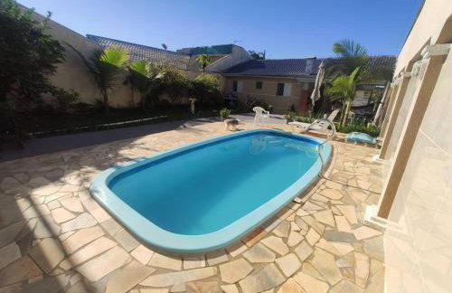 Casa com Piscina a 500m da Praia Ideal para Famílias em Guaratuba - Foto 1