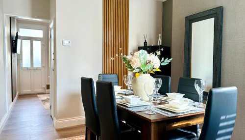 Stylish 2BR - Sleeps 6 - Central Stourbridge Gem - Foto 2