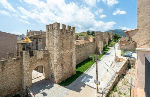 Hauzify I Apartaments Montblanc - Foto 1