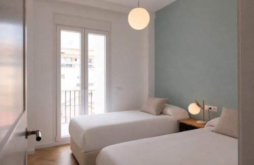 FLORIT FLATS - LUXURY Apartment with Balcony - 4 Guests - City Centre - Foto 61