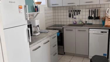 Maison avec grande terrasse à 100m de la plage - Photo 4