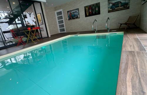 Loft Spa Reims-fr 250m2 privatifs, piscine intérieure chauffée, spa et parking - Foto 16