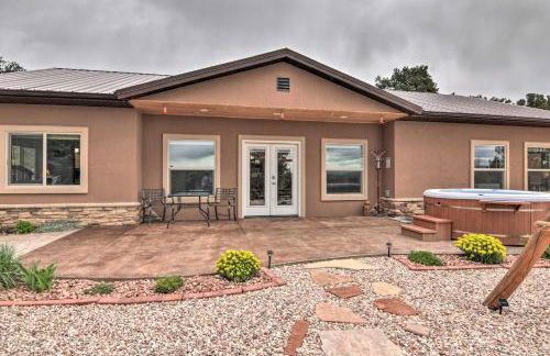 Stunning Home with Fire Pit, 11 Mi to Mt Yale! - Foto 36