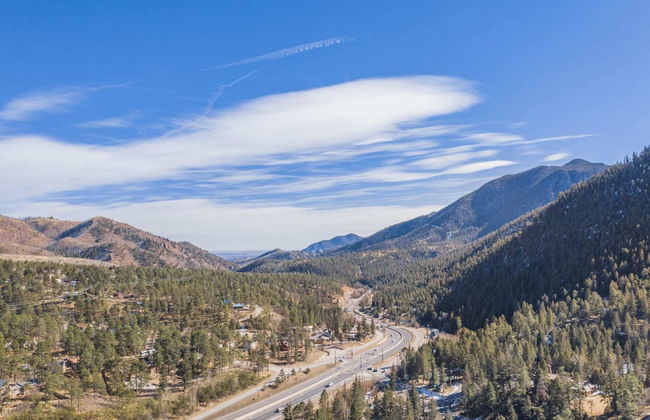 3BR Mountain Escapeat The Base Of Pikes Peakfamily Friendly - Photo 27