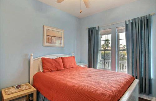 Coconut Charlie's by Silver Sands Vacation Rentals - Foto 24