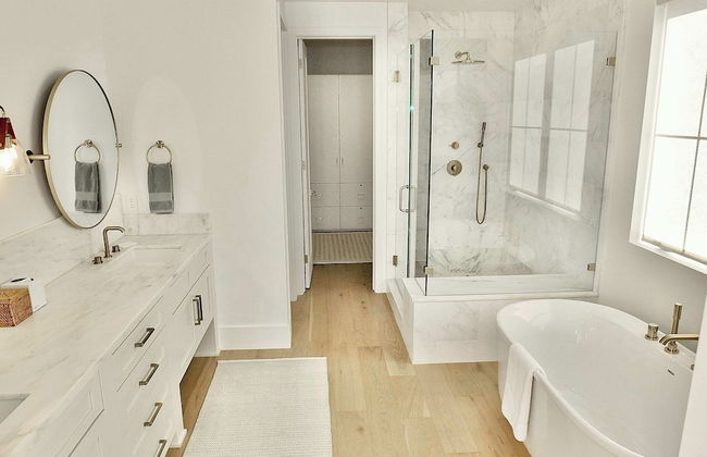 Beach Paradise Stunning 3-story in Long Beach! - Foto 25